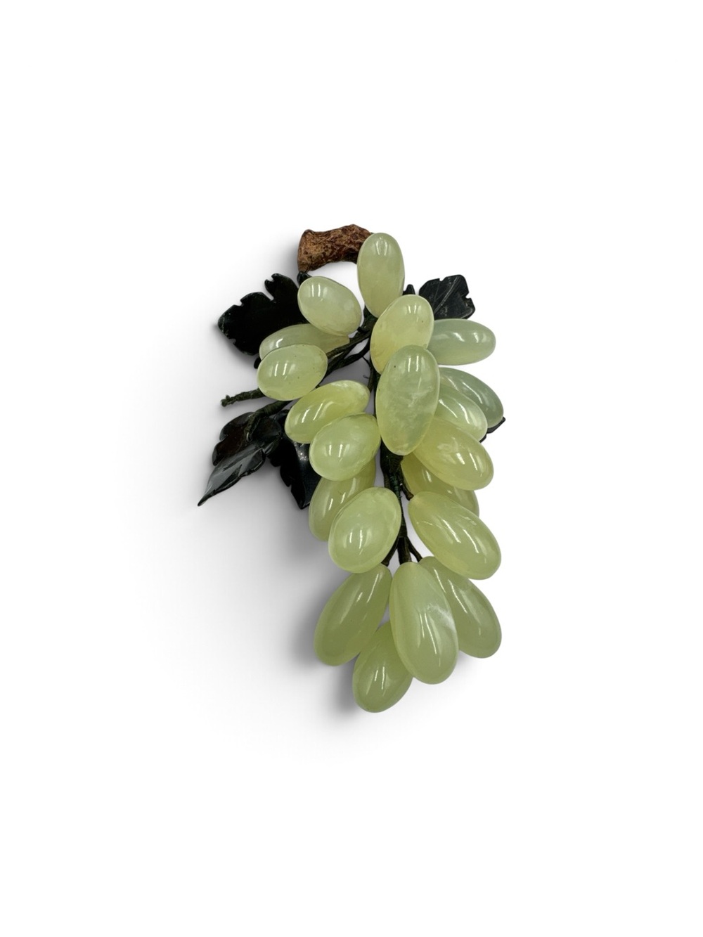 Vintage Chinese Carved Serpentine Stone Grape Cluster Dark Green Leaves 7”